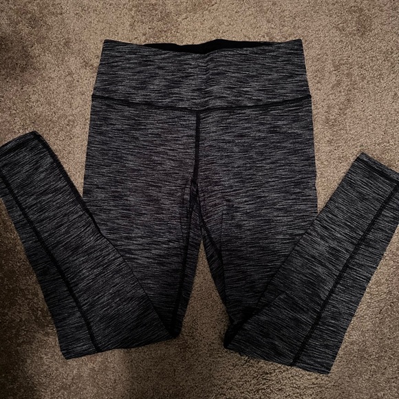 Victoria Secret Knockout Leggings - Picture 6 of 6